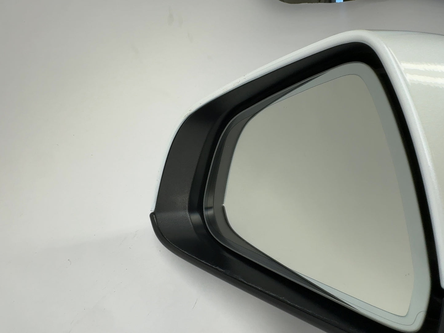 2025-2026 Tesla Model 3 Highland Front Left Door Mirror Assembly 1592031-00-J