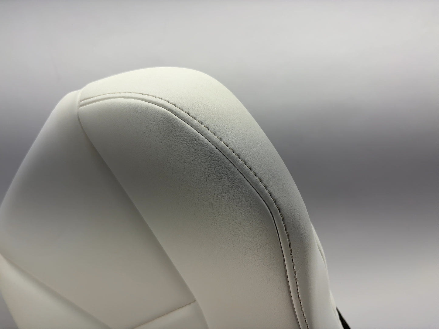 2018 Tesla Model X Front Left Upper Seat Cushion White 1072751-00-D