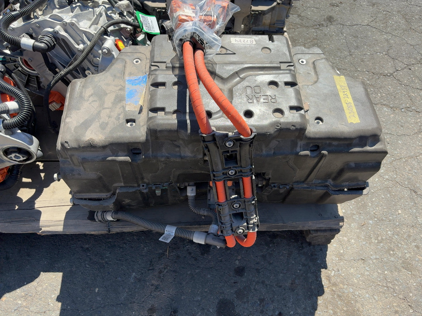2023 Rivian R1S R1T Rear Drive Unit Quad Motor PT00054488-H
