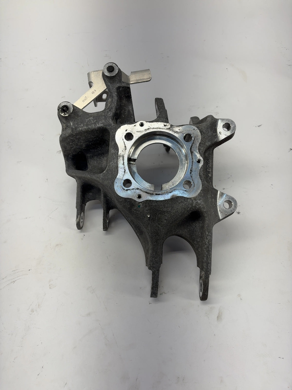 2018 Tesla Model S Rear Knuckle Left 1058539-00-B