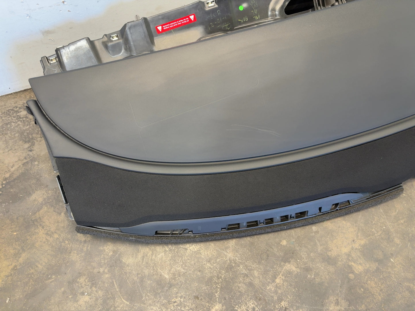 2021-2022 Tesla Model 3 Dash Panel With Airbag 1083401-05-J