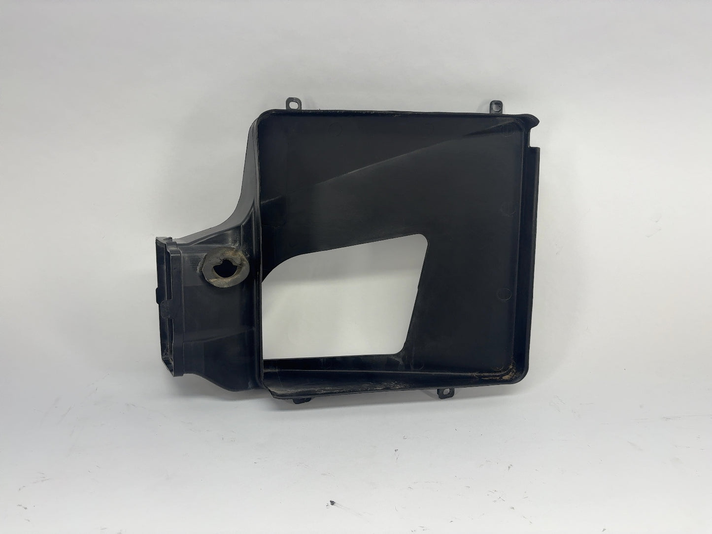 2019 Tesla Model S Right Radiator Air Duct 1058072-00-C