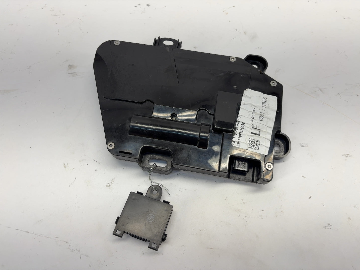 2019 Tesla Model S Front Exterior Handle Left Gen3 1100299-S0-A