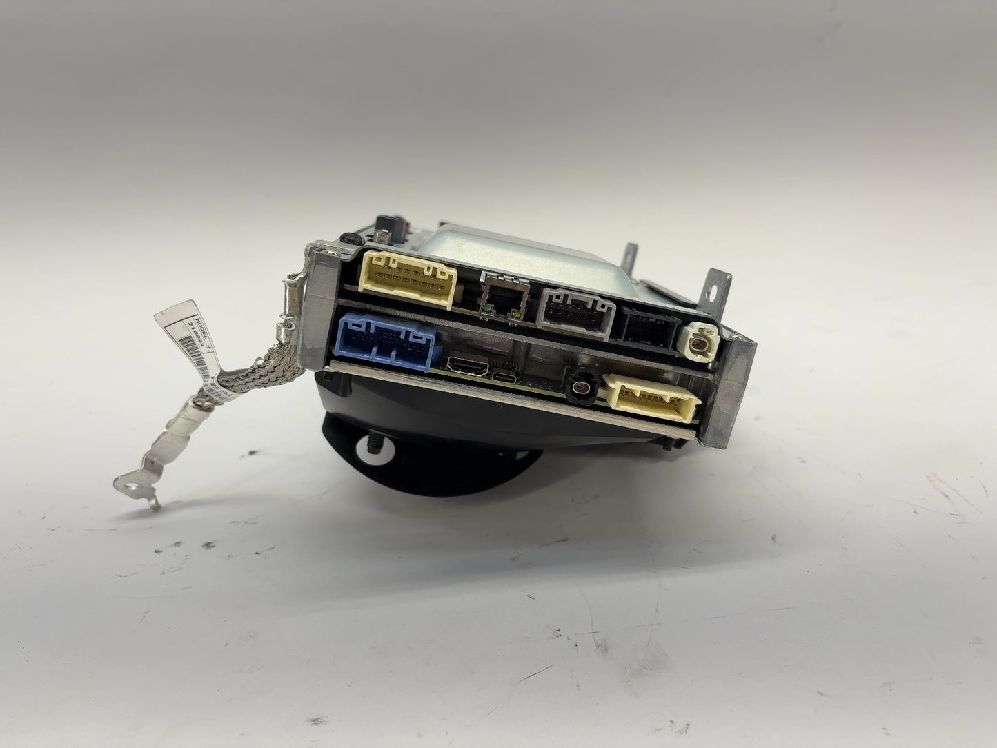 2021-2022 Tesla Model 3 Car Computer With Security Module 1566786-00-E