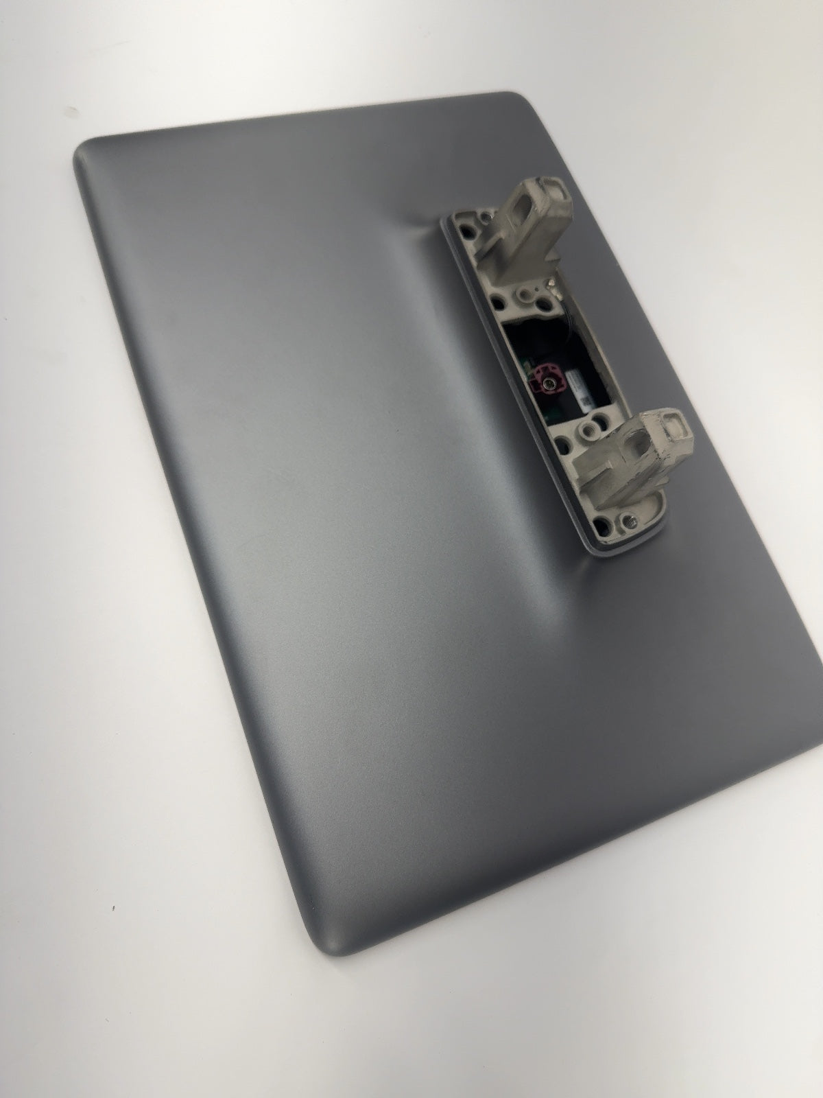 2022-2023 Tesla Model 3 Center Display 1089543-00-J