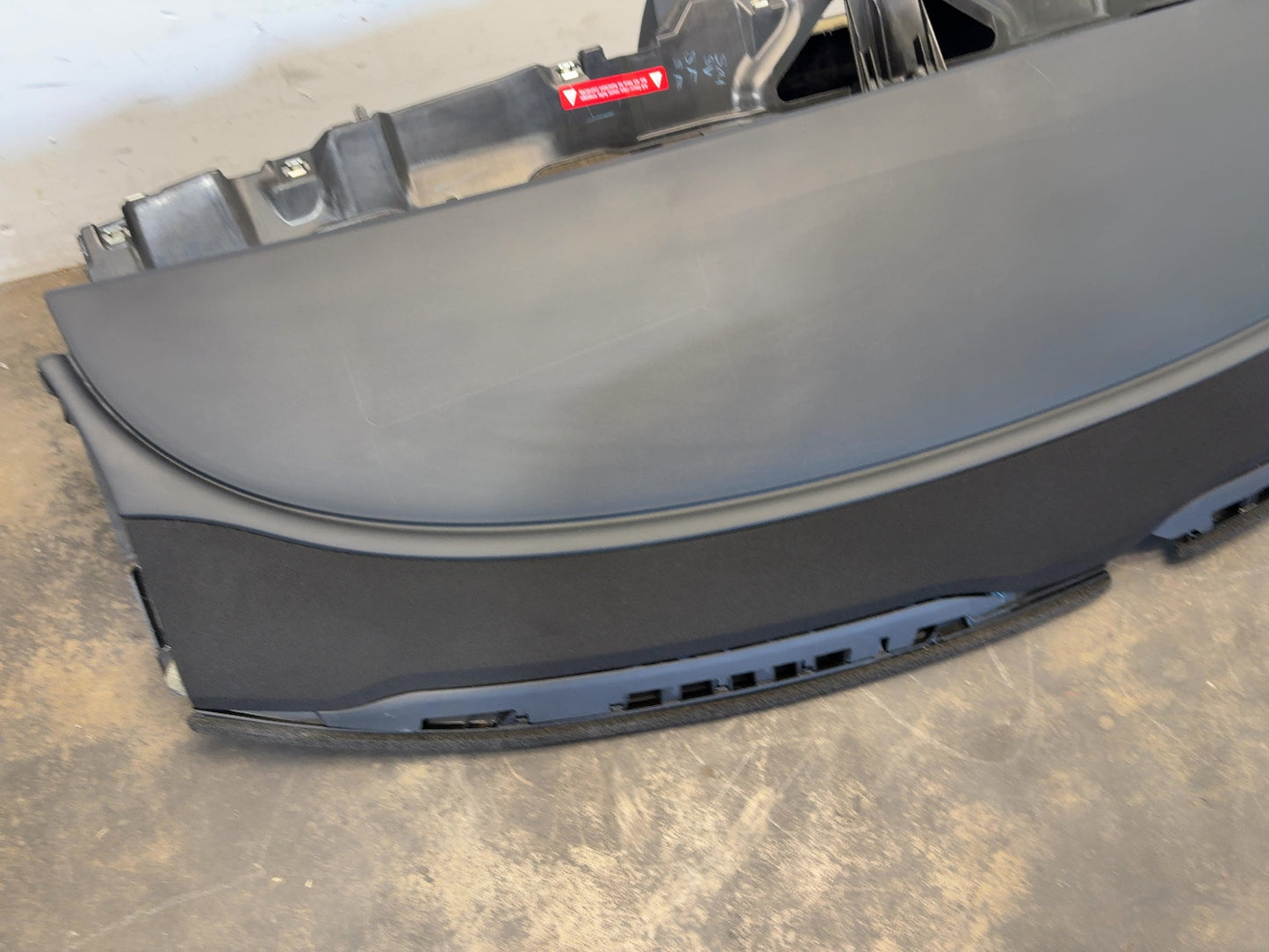 2020-2025 Tesla Model 3 Dash Panel With Airbag 1077823-00-G
