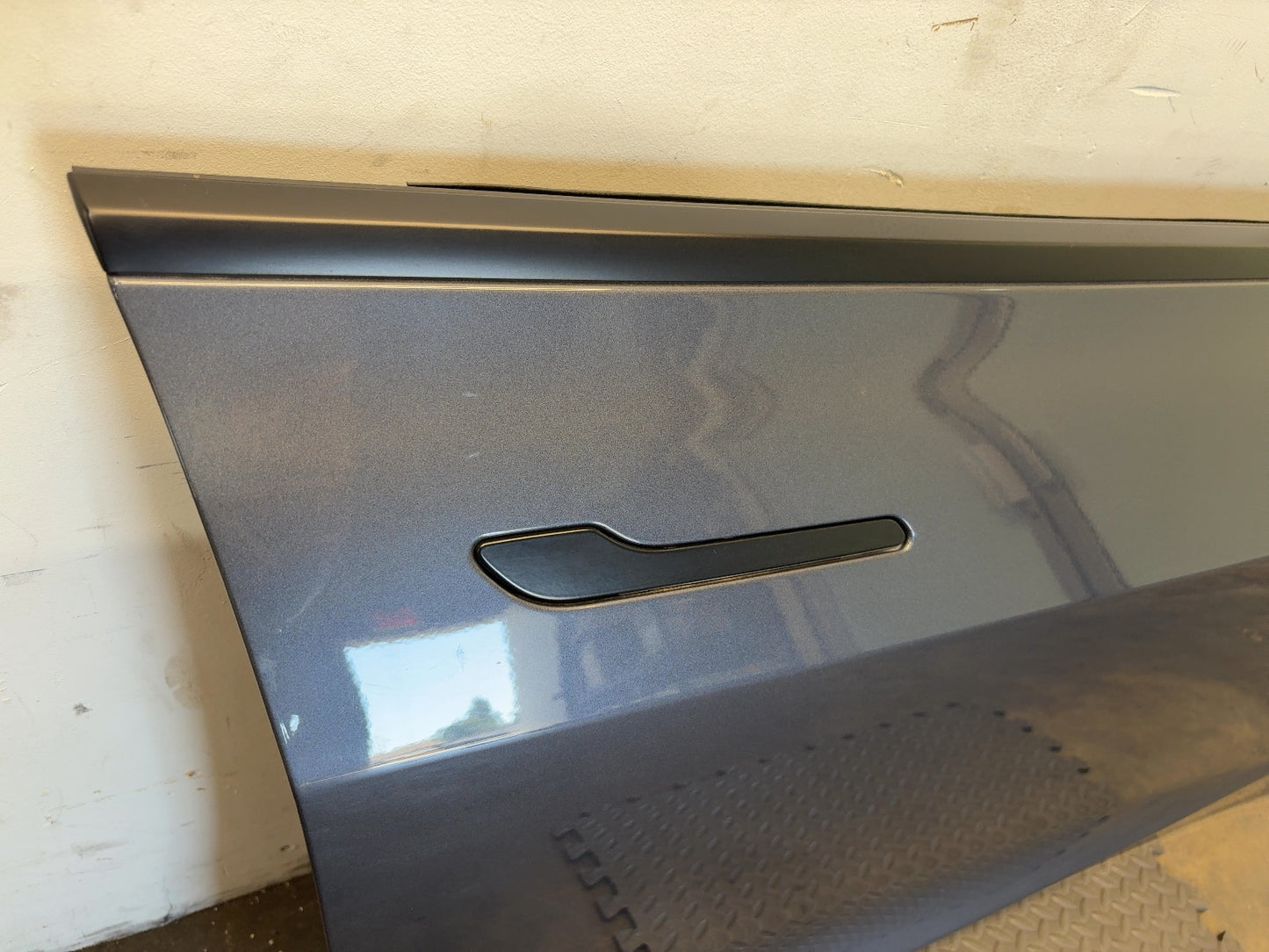 2018-2023 Tesla Model 3 Front Right Door Shell 1081420-E0-C