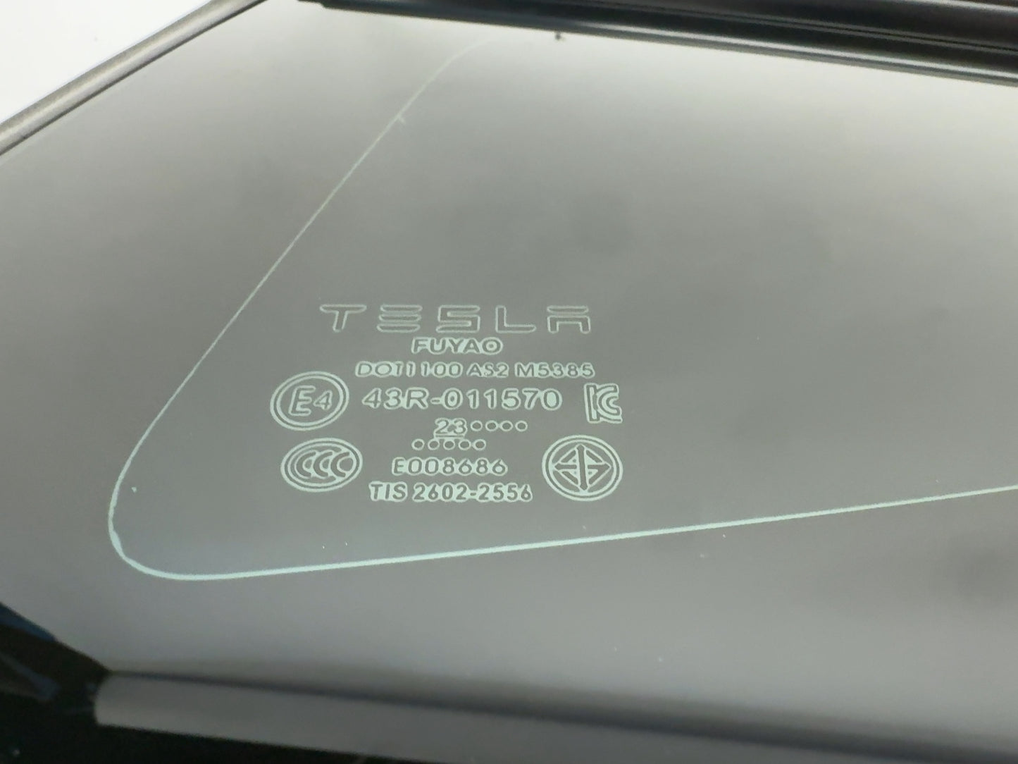 2024 Tesla Model 3 Highland Left Quarter Glass 1915483-01-C