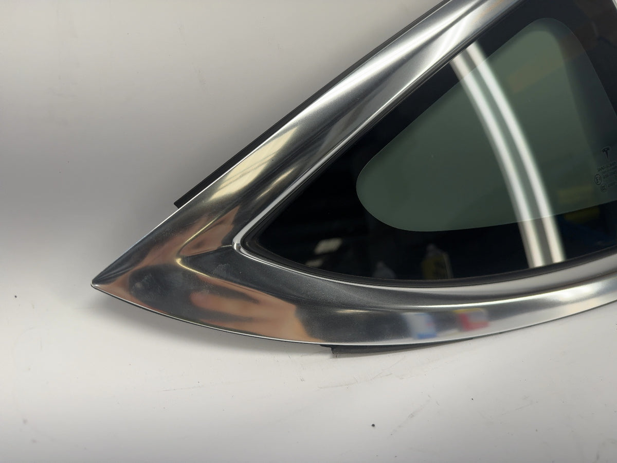 2018 Tesla Model 3 Right Quarter Glass 1098758-00-F