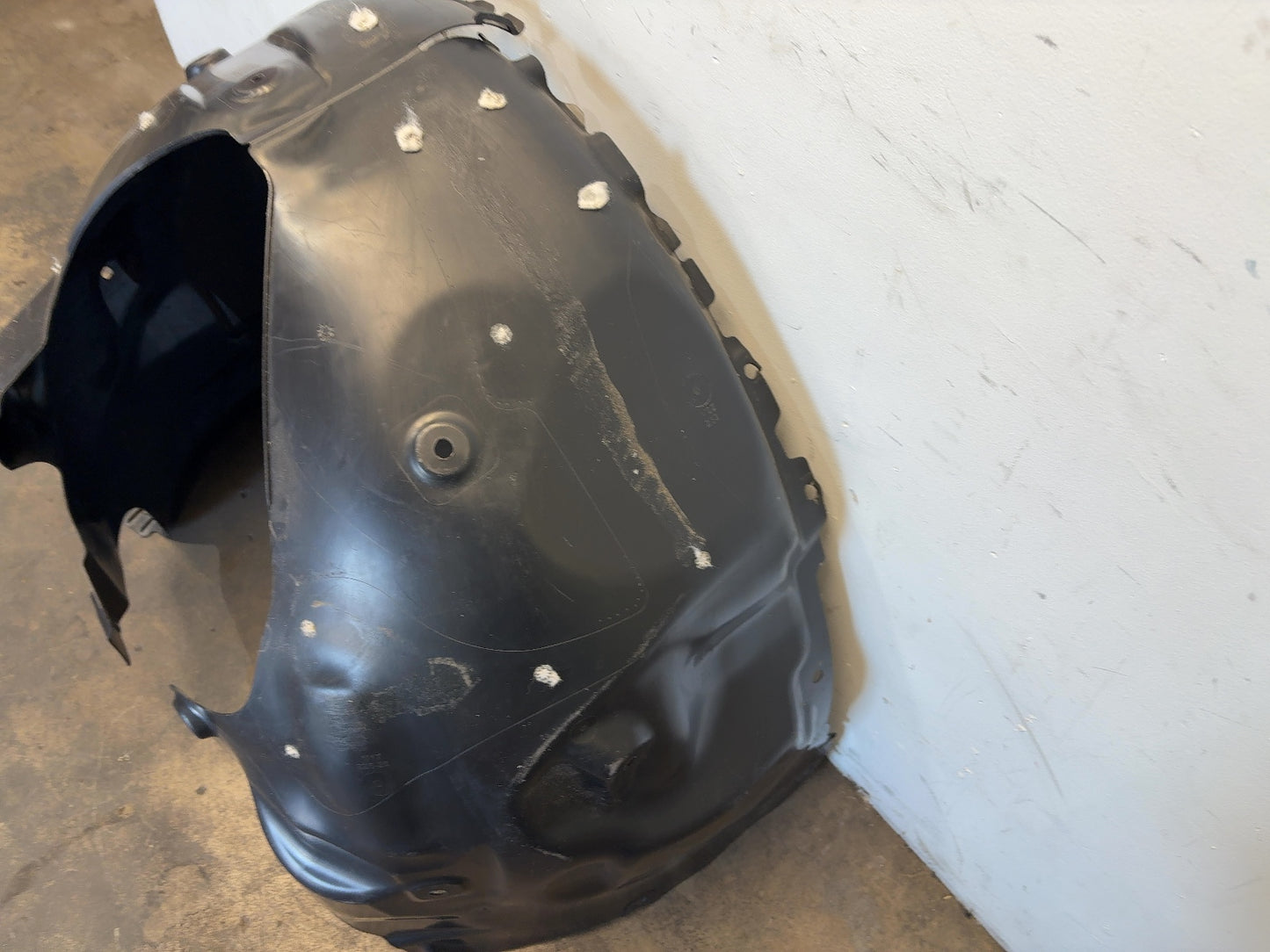 2026 Tesla Model Y Juniper Front Left Wheel Liner Note 1937545-00-A