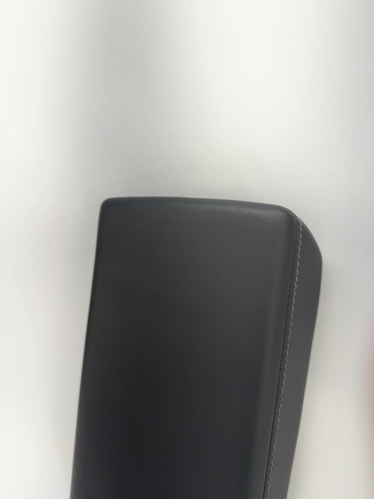 2018-2023 Tesla Model Y Center Console Armrest 1582886-00-B