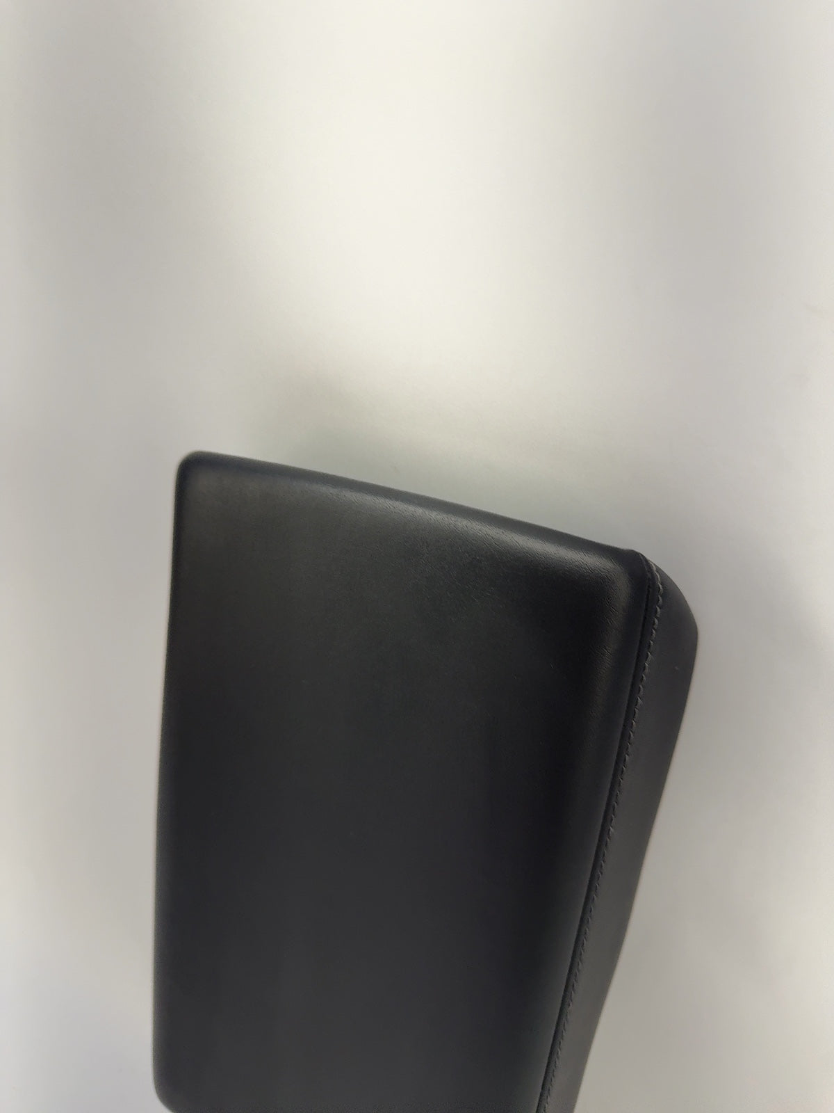 2021 Tesla Model Y Console Armrest 1087940-00-D