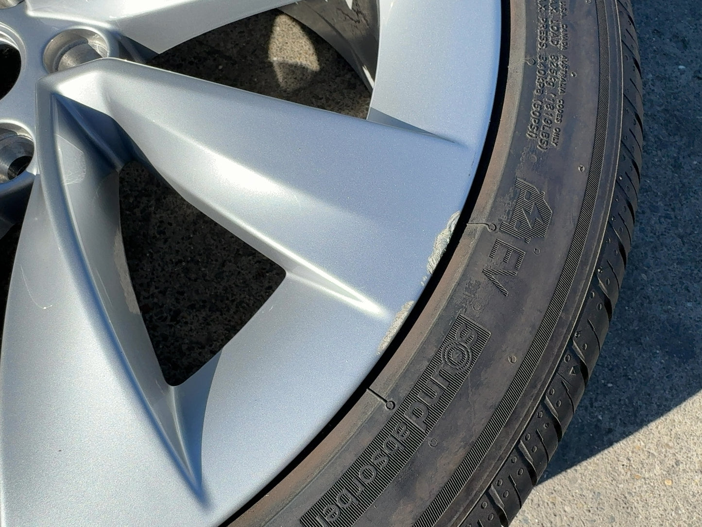 2025 Tesla Model Y Hankook - Ion Evo A/s 255/40r20 Wheel 2188243-00-A