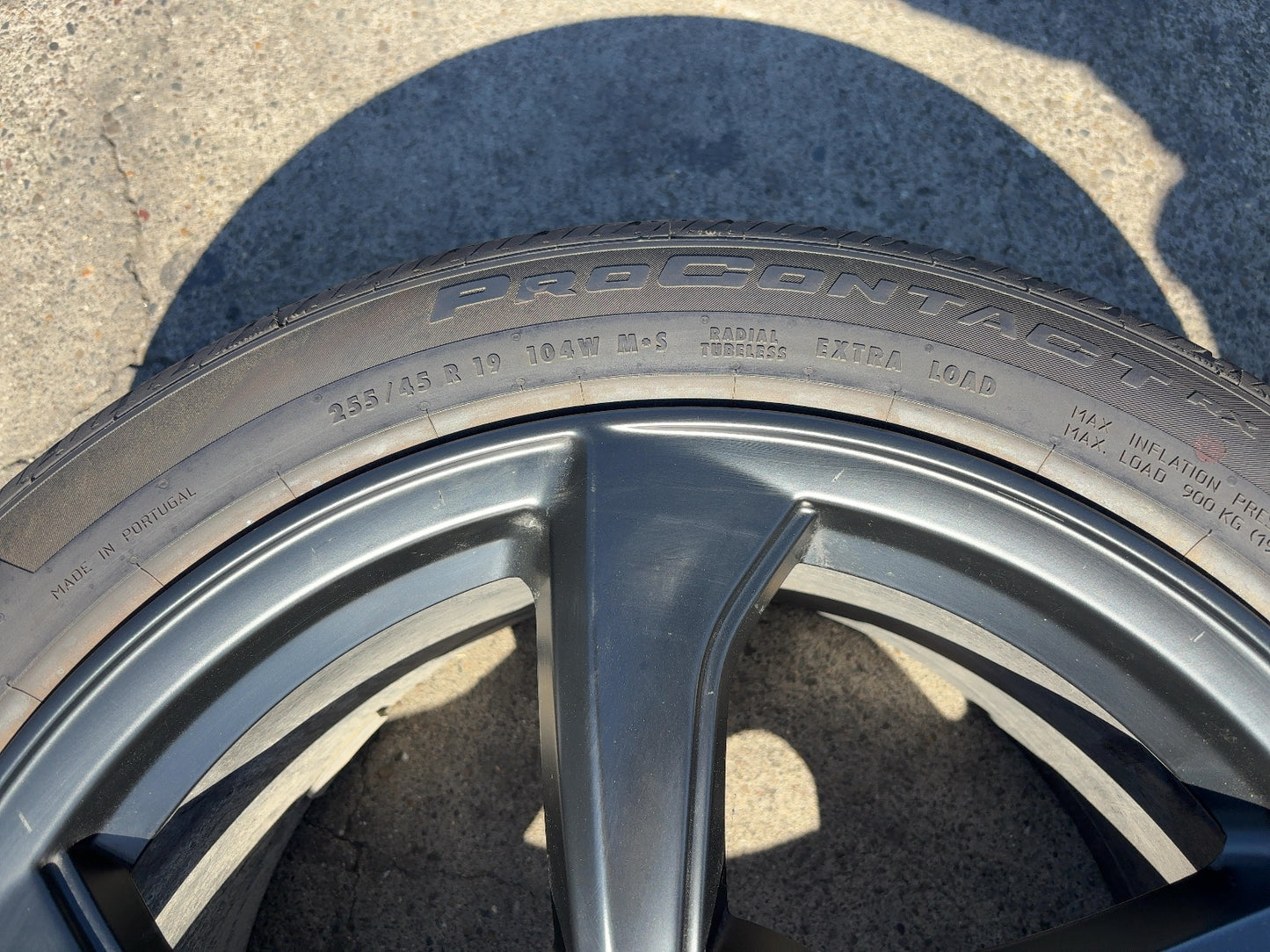 2025 Tesla Model Y Juniper Continental - Pro Contact Rx A/s 255/45/r19 Wheel 1188213-00-B