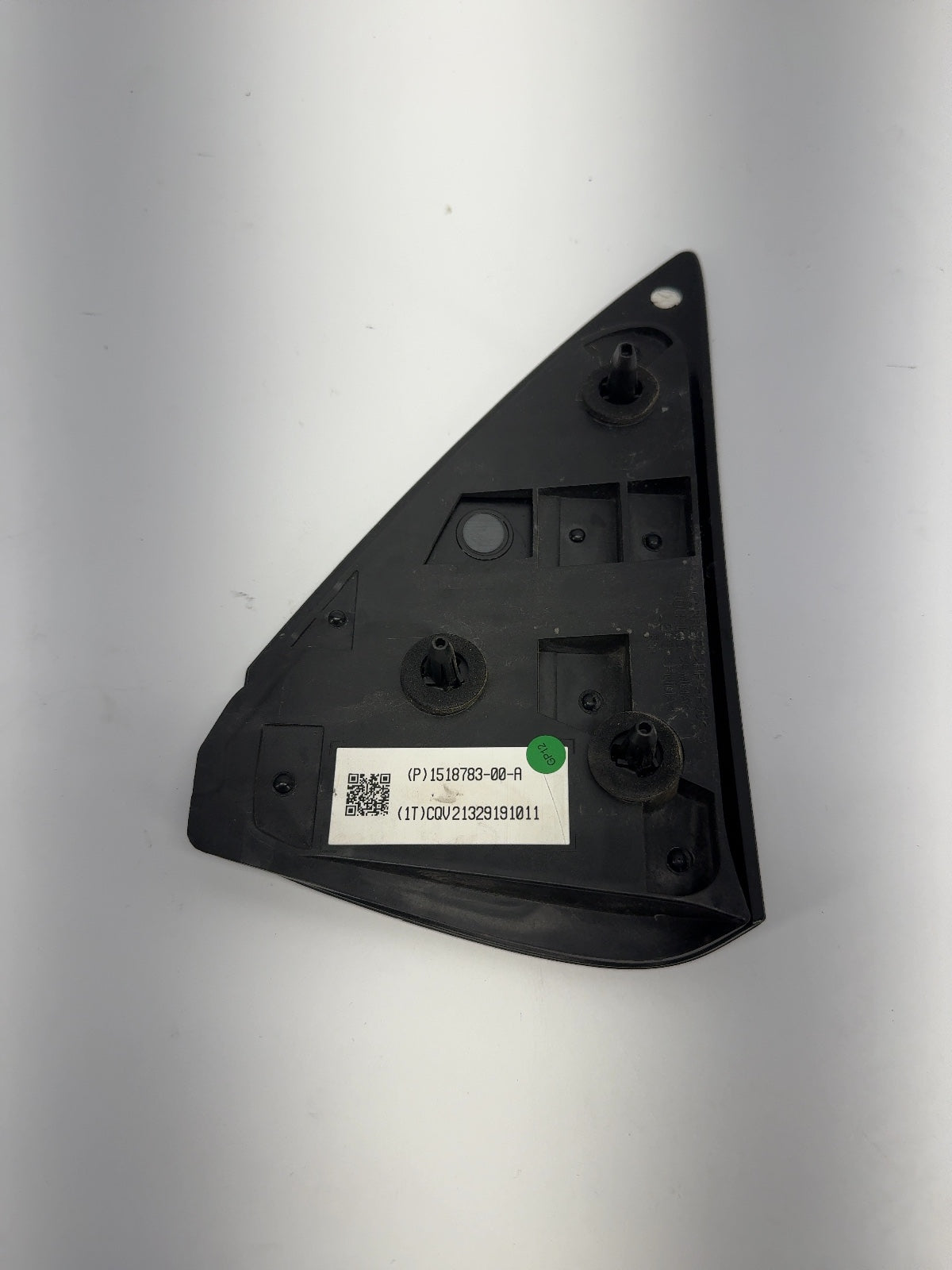 2021-2022 Tesla Model 3 Right Quarter Reflector 1518783-00-A