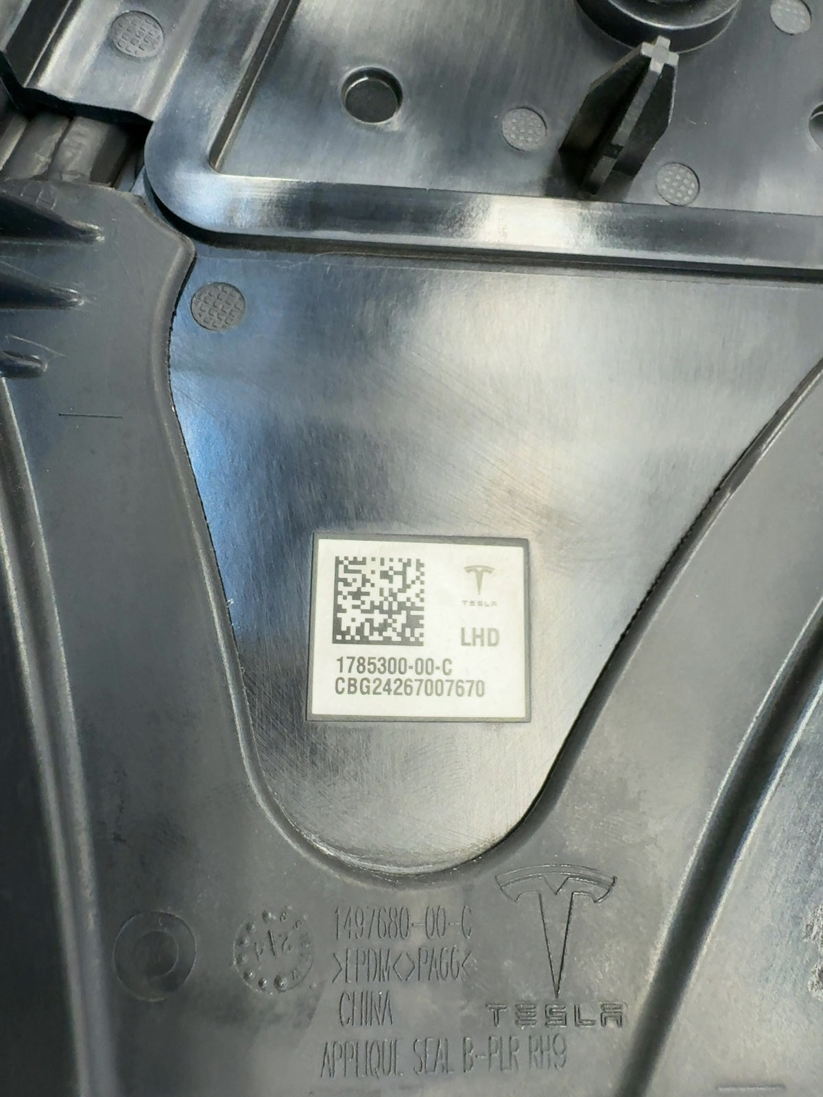 2023-2025 Tesla Model Y B Pillar Glass W Camera Right 1785300-00-C