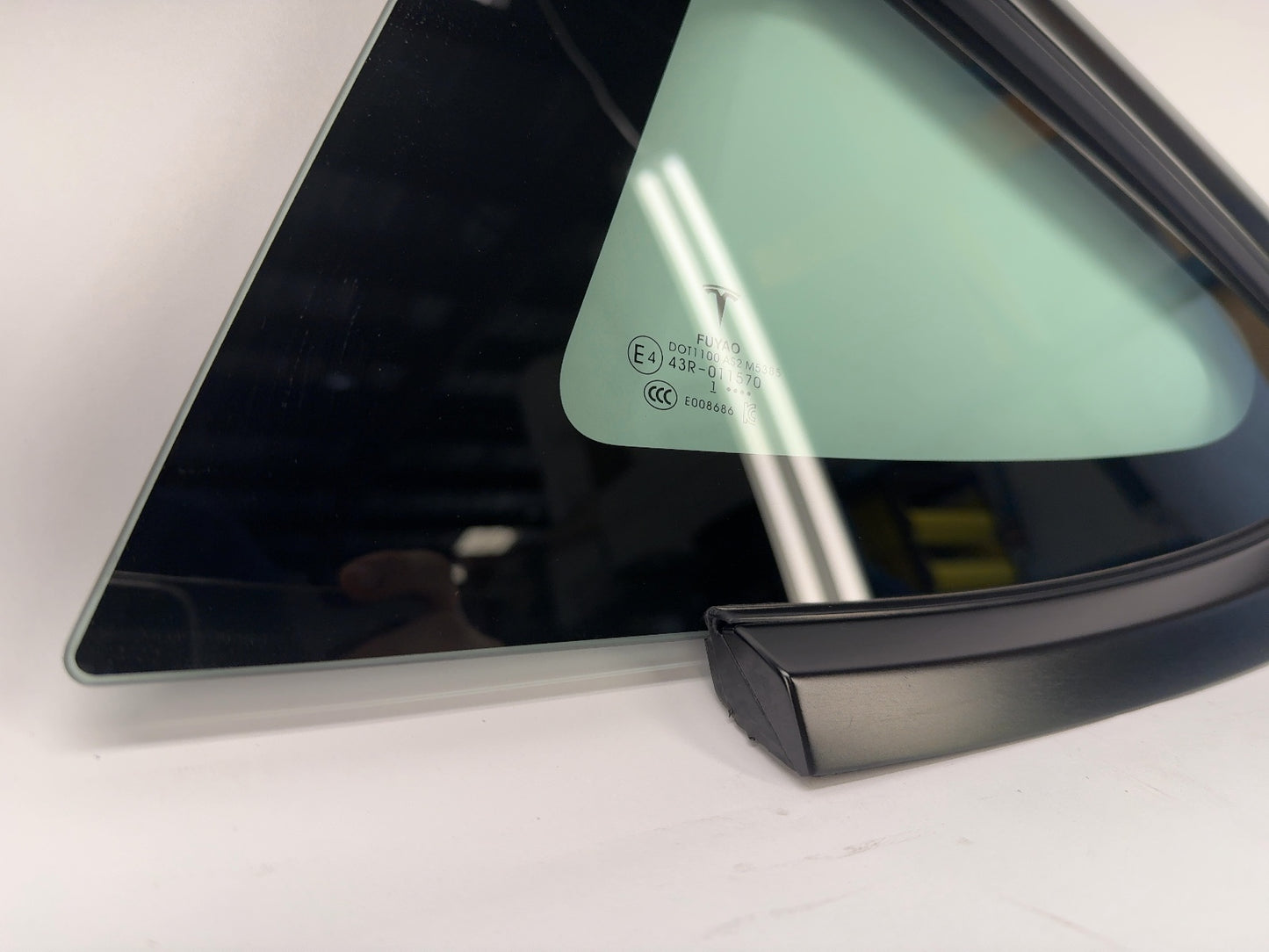 2021-2023 Tesla Model 3 Left Quarter Glass 1514978-01-C