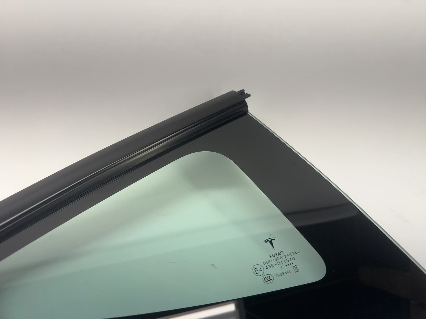 2021-2023 Tesla Model 3 Right Quarter Glass 1514979-01-C