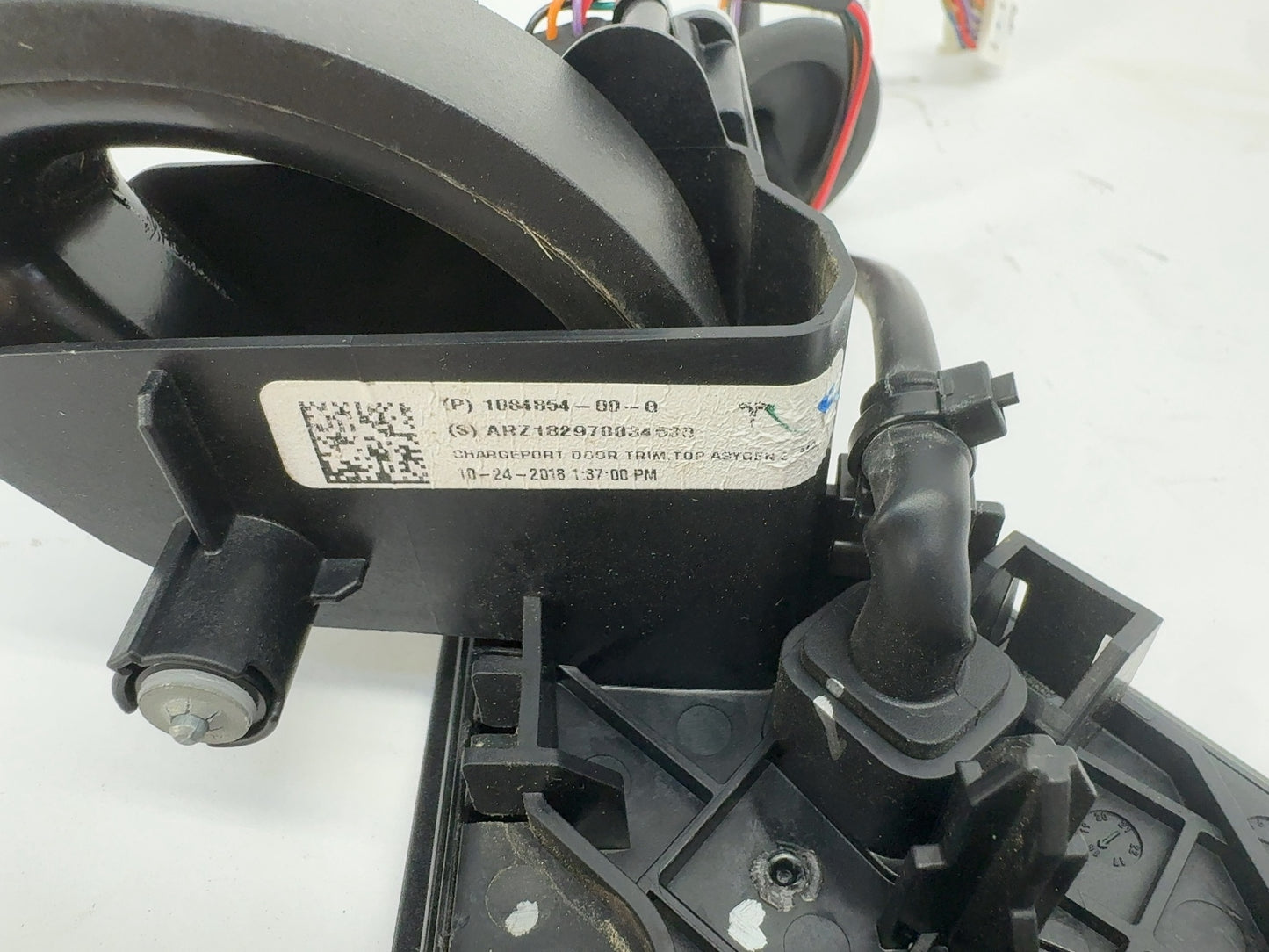 2018 Tesla Model 3 Charge Port Door 1084854-00-G