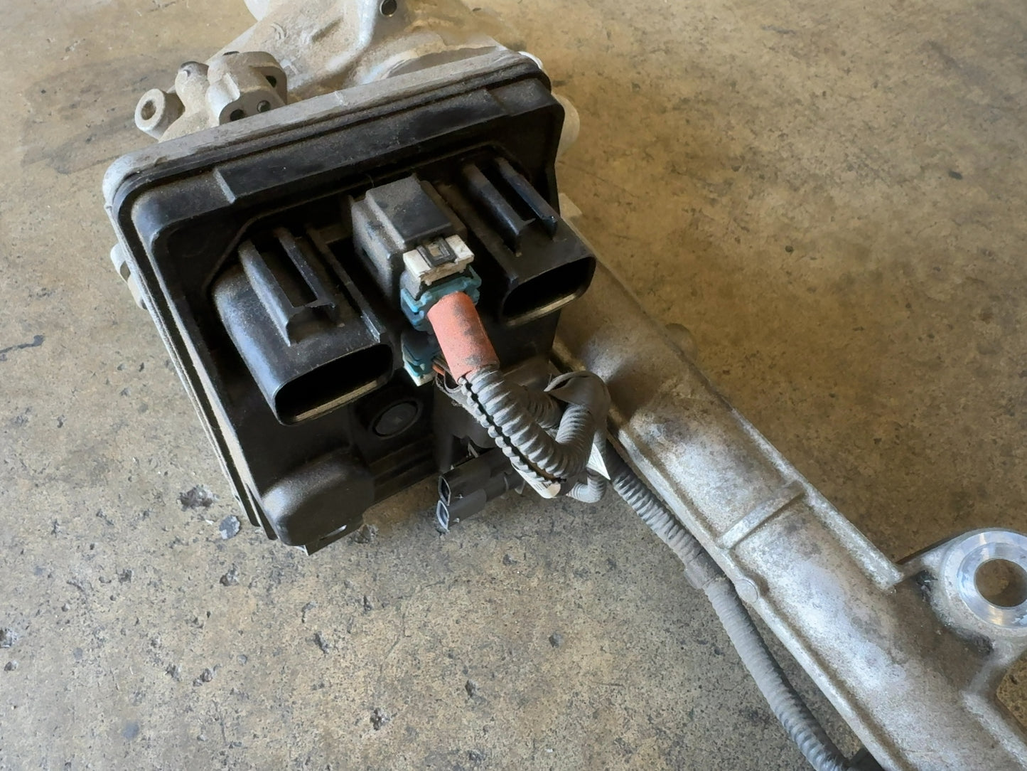 2018-2020 Tesla Model 3 Steering Rack Without Tie Rods 1044831-99-E