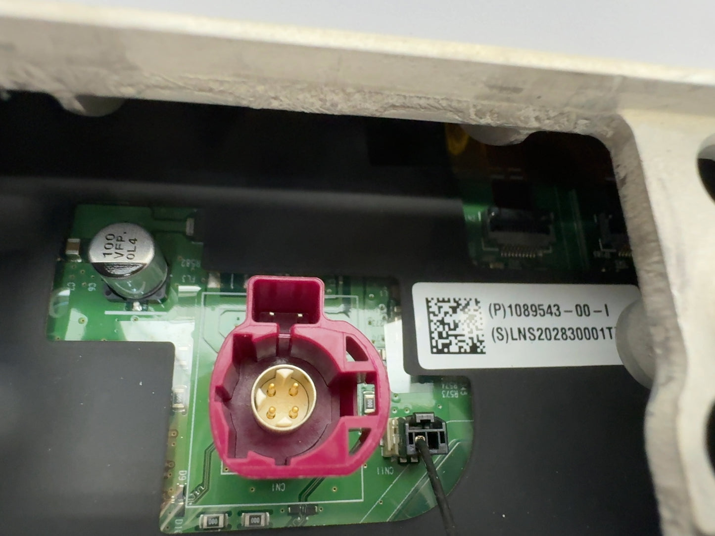 2020-2021 Tesla Model 3 Center Display 1089543-00-H