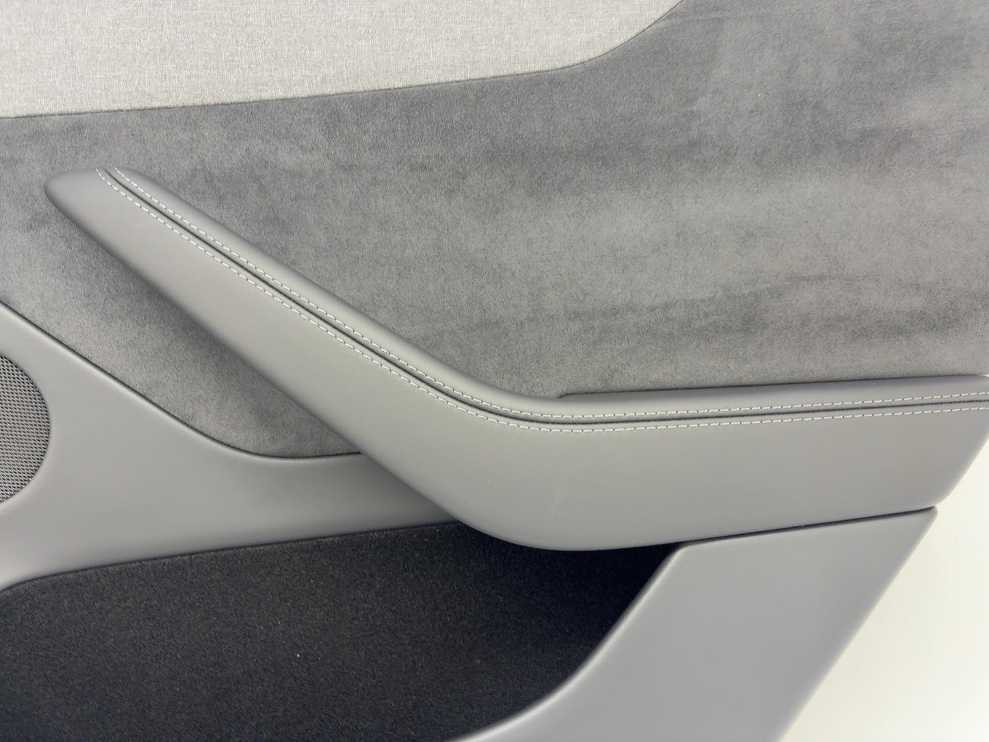 2026 Tesla Model Y Juniper Rear Right Door Panel 3642297-52-F