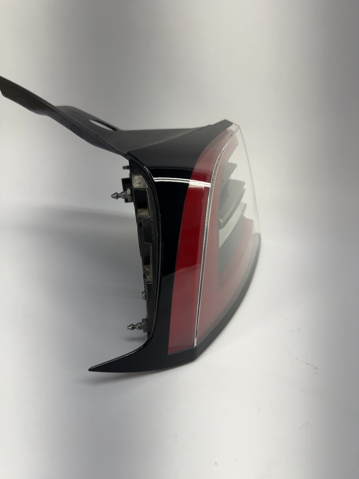 2021-2025 Tesla Model 3 Left Tail Lamp Quarter Mounted Global 1502086-00-D