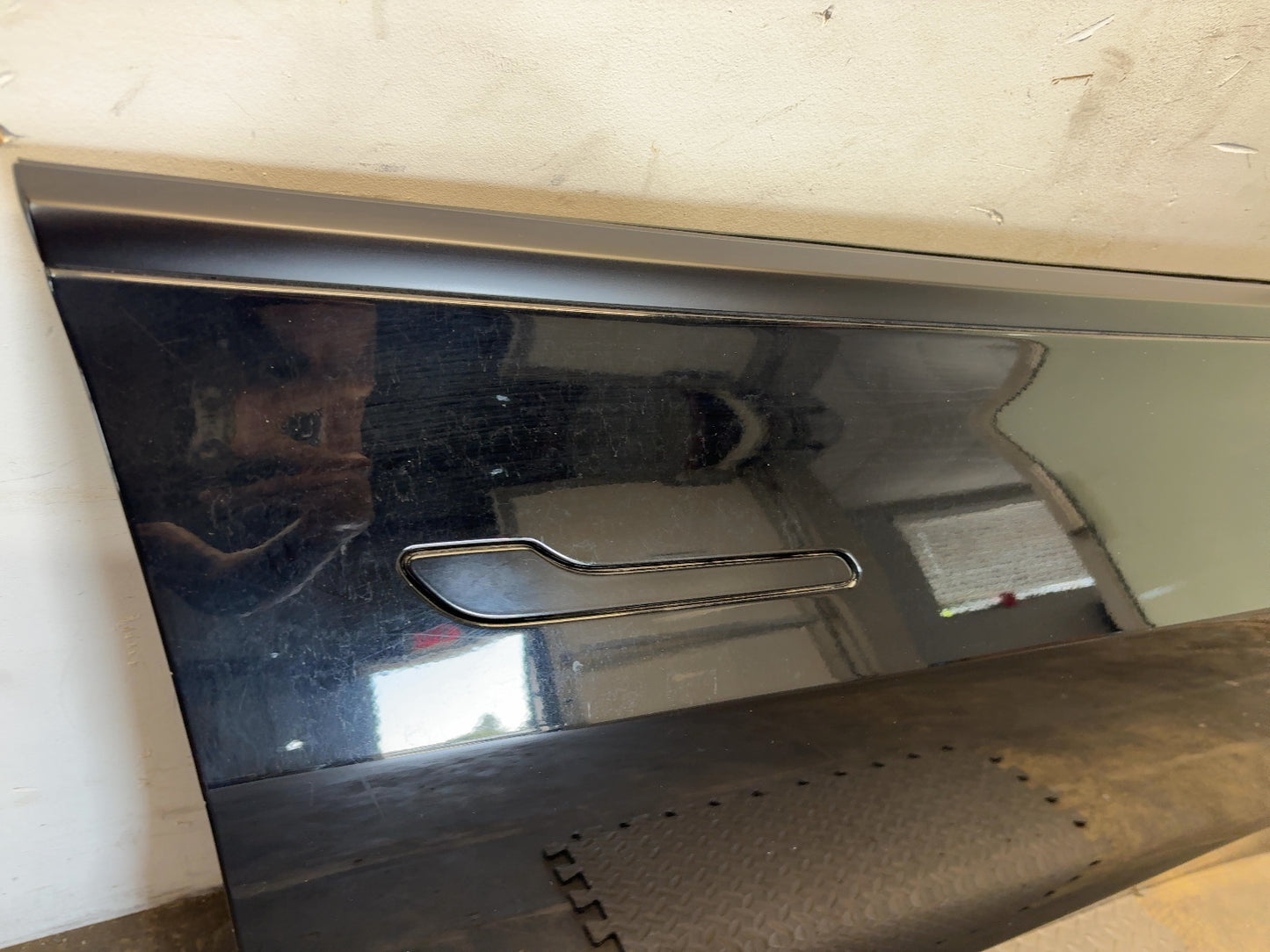 2018-2023 Tesla Model 3 Front Right Door Shell 1081420-E0-C