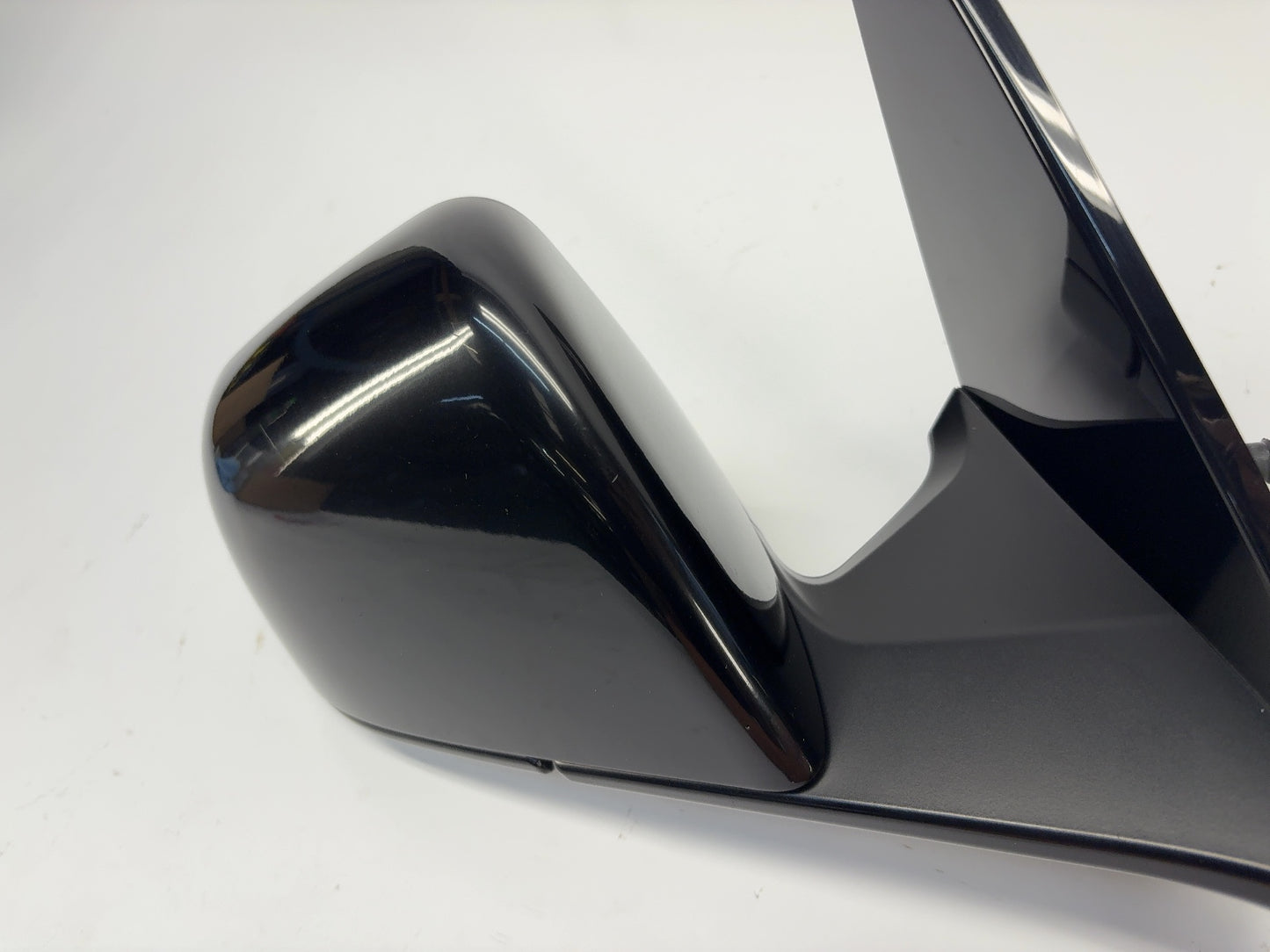 2021-2023 Tesla Model Y Front Right Door Mirror Assembly 1594112-00-B