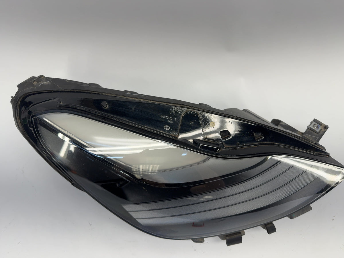 2022-2023 Tesla Model 3 Global Headlamp Right 1514953-00-D