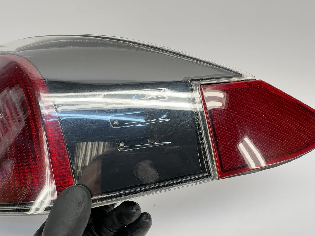 2015 Tesla Model S Right Tail Lamp 6005919-00-D