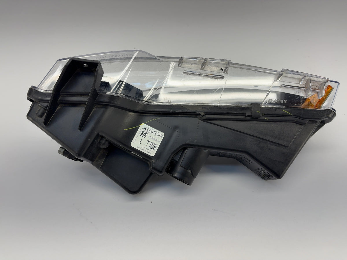 2020-2022 Tesla Model 3 Left Driver Foglamp 1077391-00-F