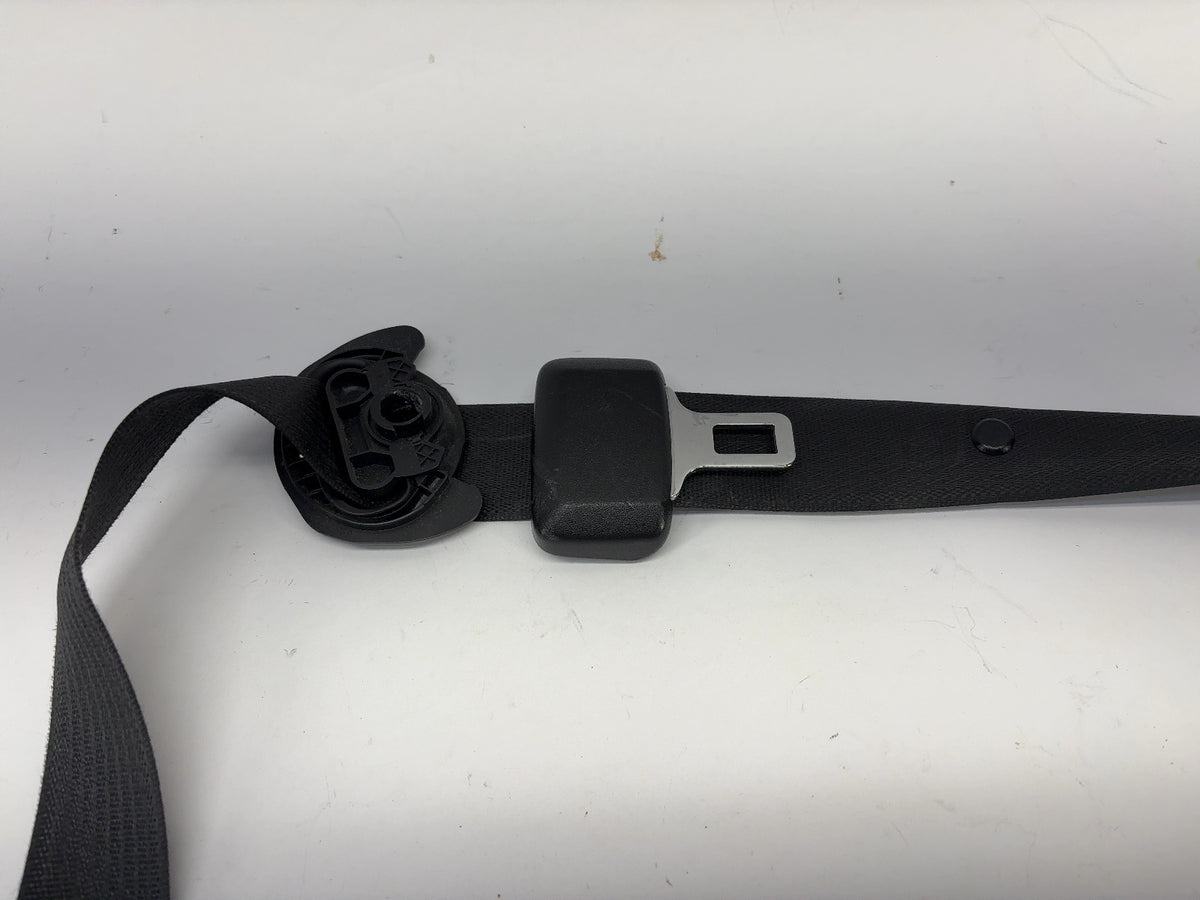 2015 Tesla Model S Front Left Seatbelt With Pretensioner 1019468-02-C