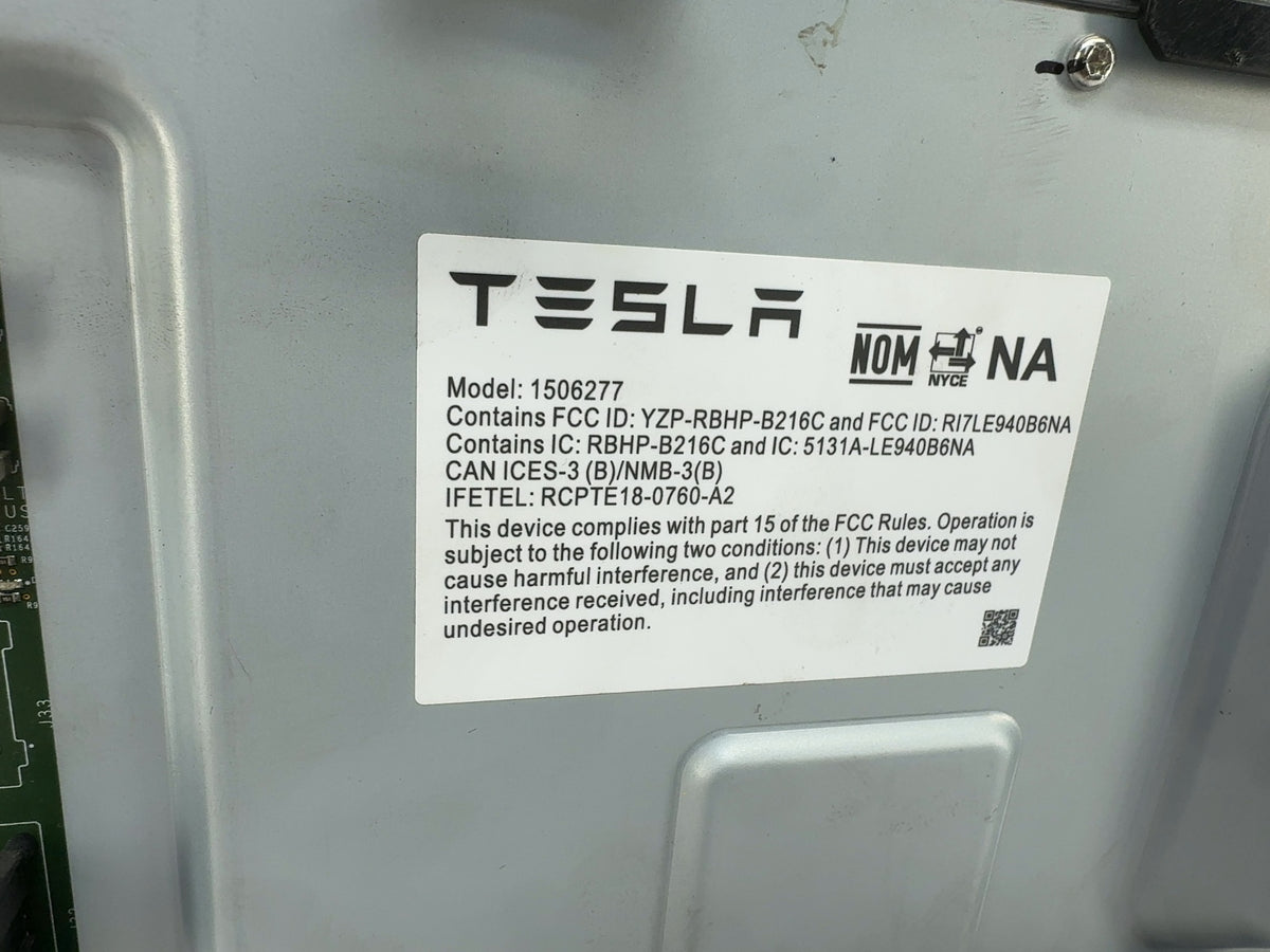 2021-2022 Tesla Model 3 Car Computer With Security Module 1566786-00-E