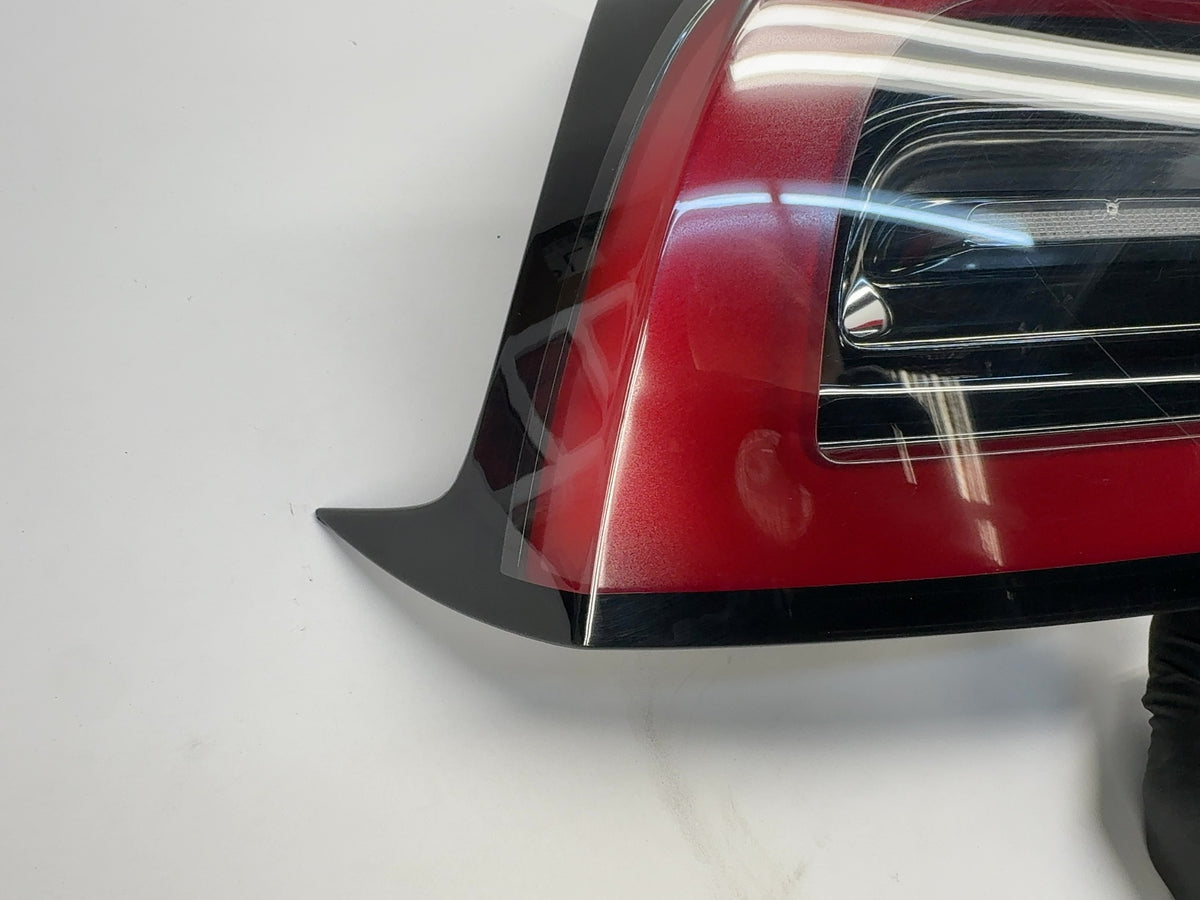 2021-2025 Tesla Model 3 Left Tail Lamp Quarter Mounted Global 1502086-00-D