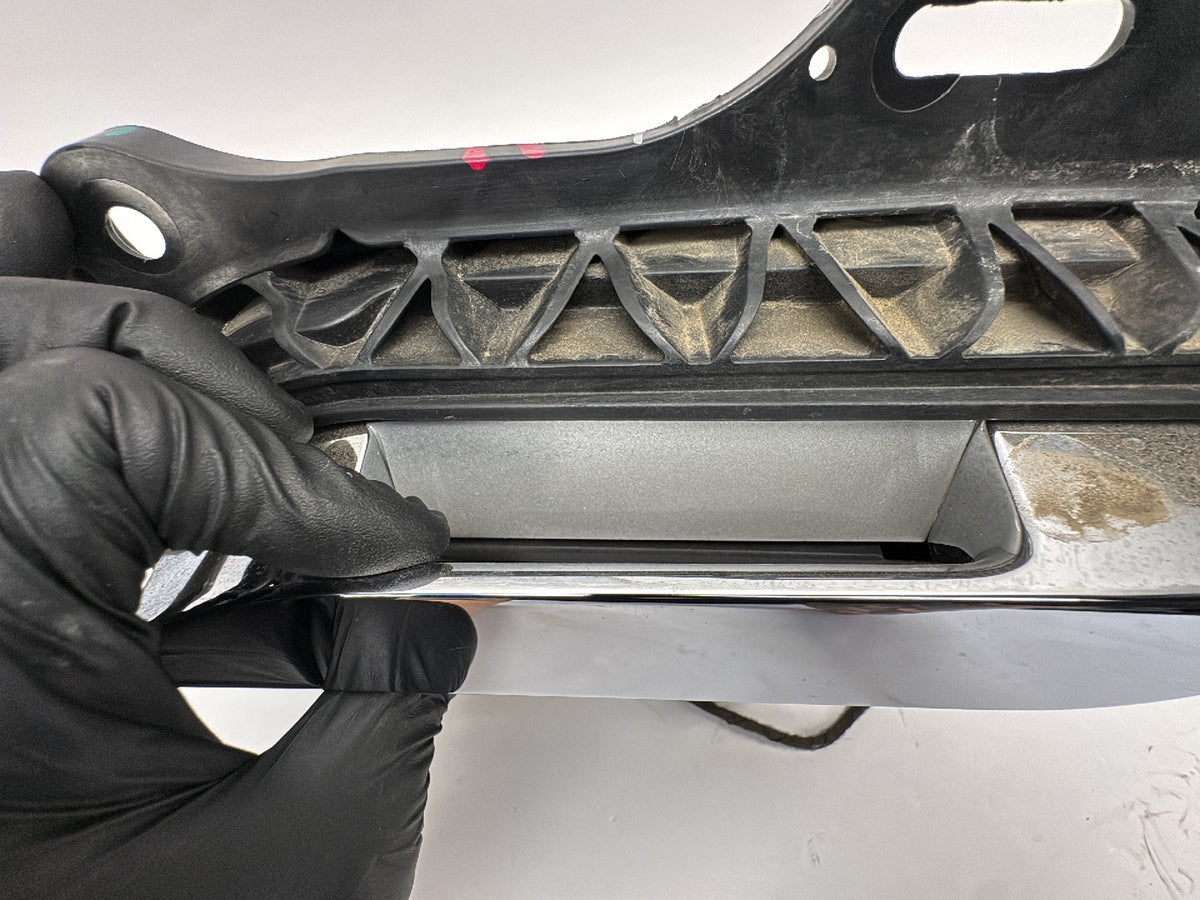 2013 Tesla Model S Rear Left Exterior Door Handle 1007375-00-H