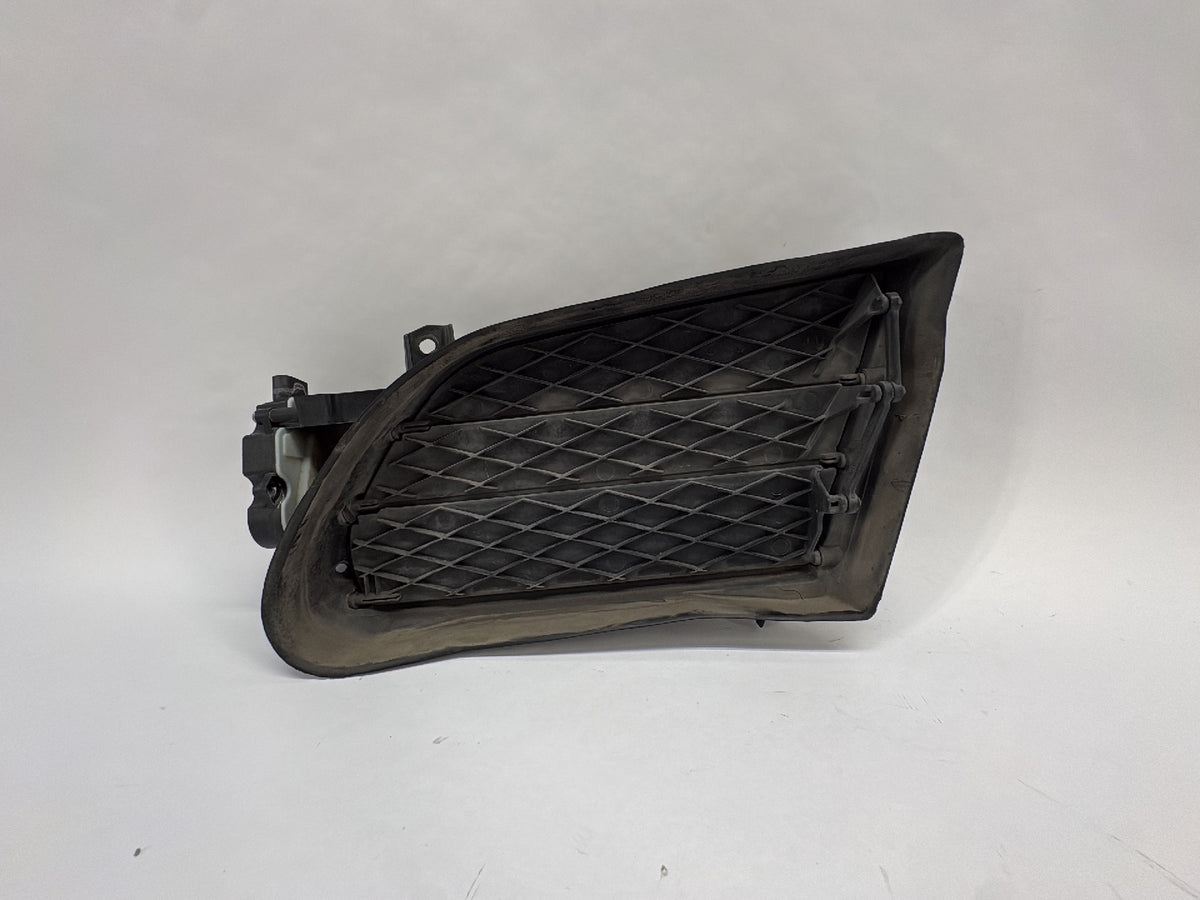 2013 Tesla Model S Active Louvre Right 1007269-00-D