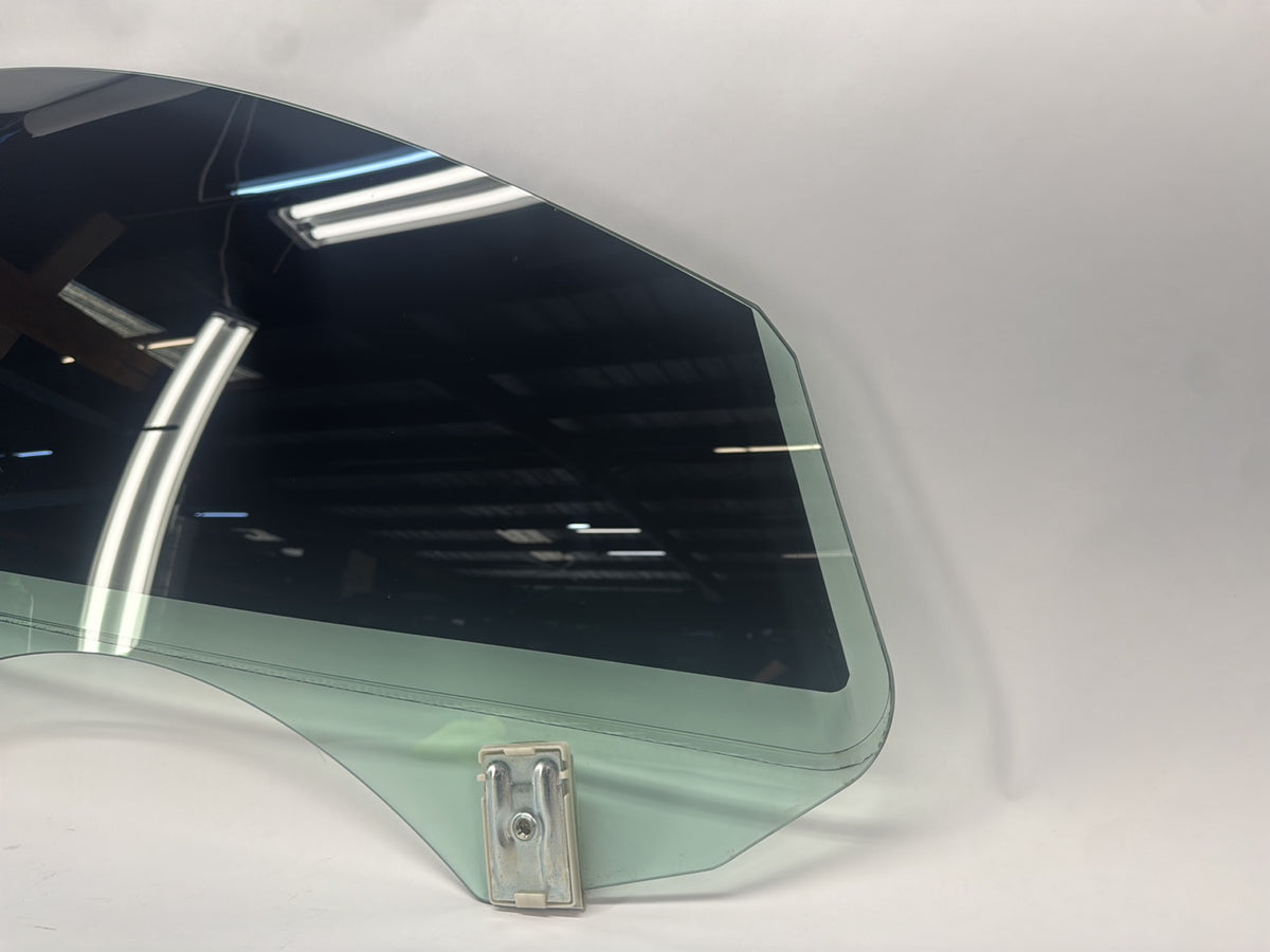 2024-2026 Tesla Model 3 Highland Front Right Door Glass Laminated Note 1773076-00-D