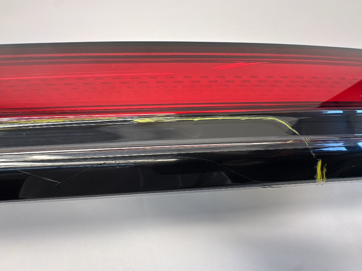 2023-2024 Rivian R1T Tailgater Lamp PT00000470-M