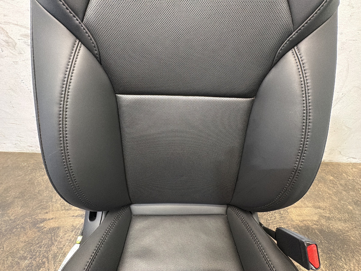 2026 Tesla Model Y Juniper Front Right Seat Assembly 2700041-F1-B