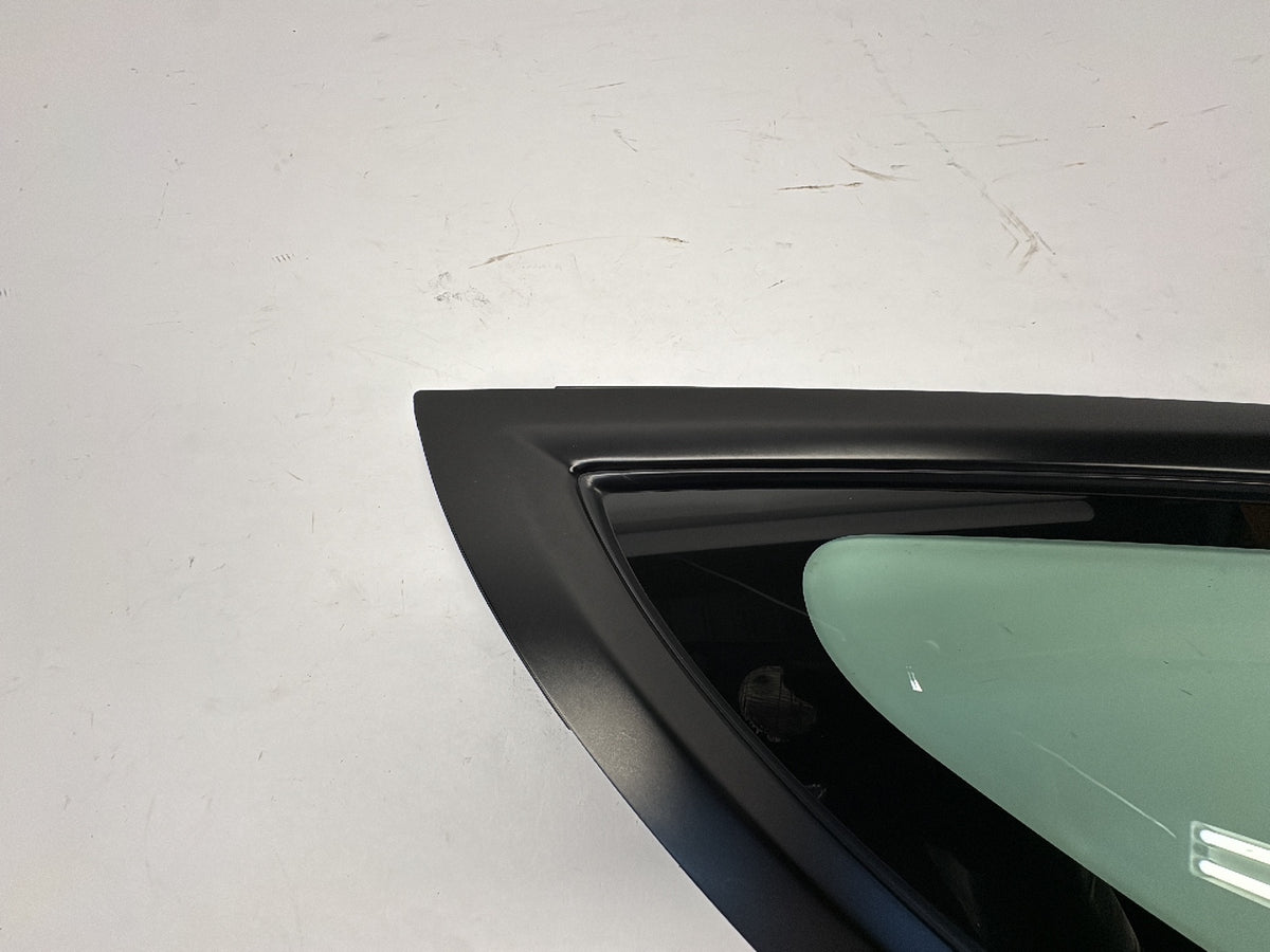 2021-2023 Tesla Model 3 Right Quarter Glass Note 1514979-01-C
