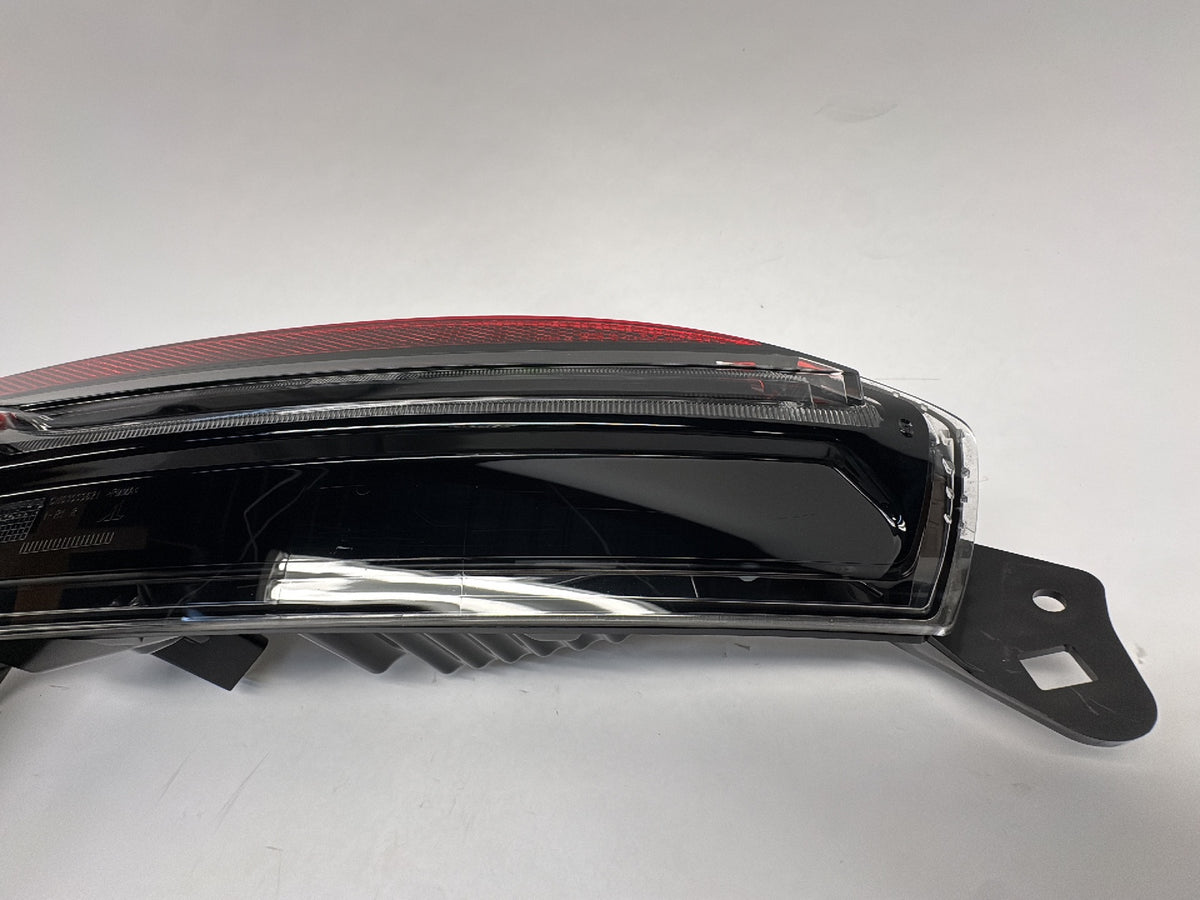2025-2026 Tesla Model 3 Highland Rear Bumper Right Light 1712514-00-E