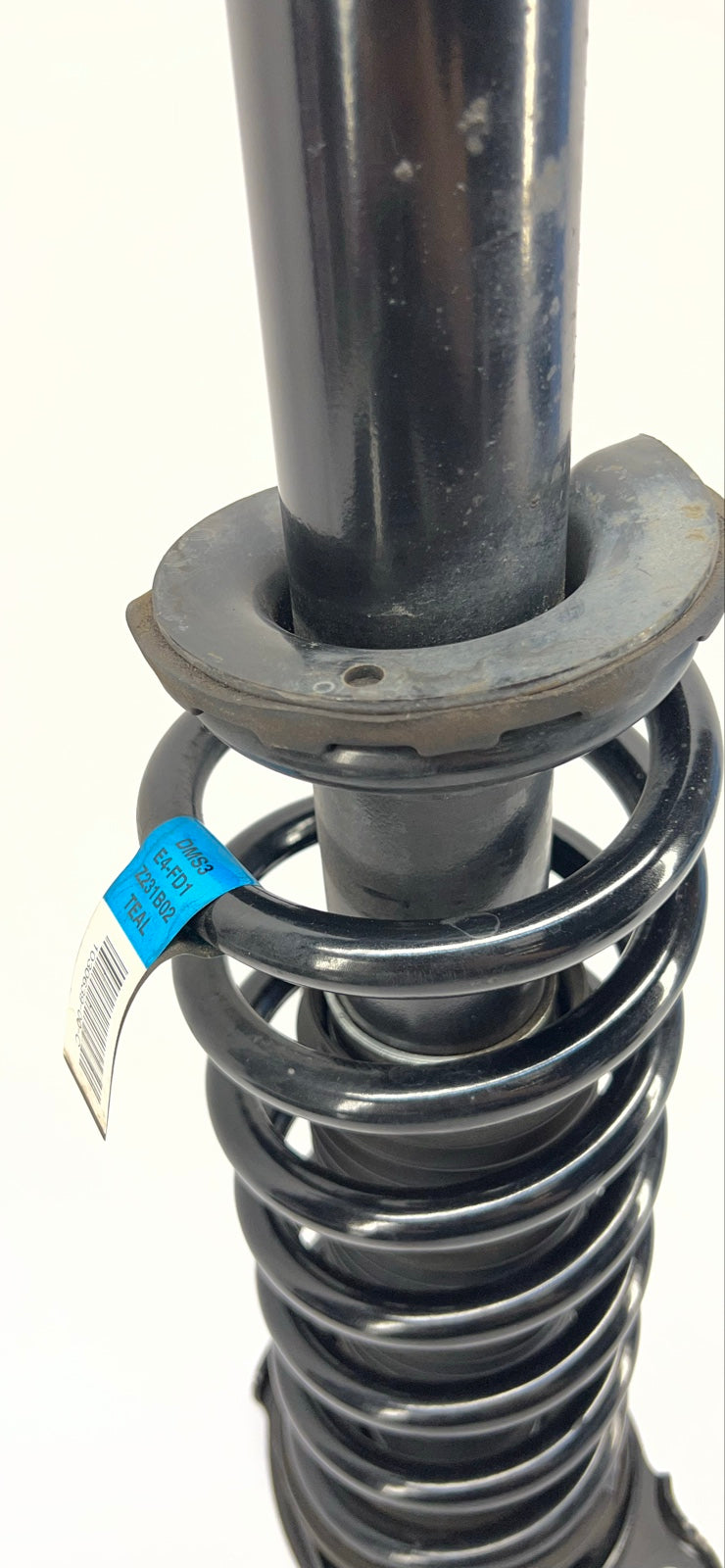 2015 Tesla Model S Rear Strut Absorber Dual Motor 1015620-03-B
