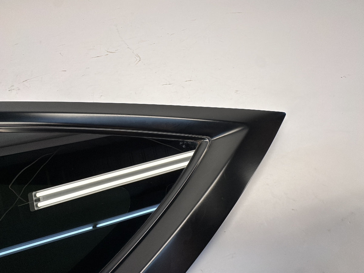 2021-2023 Tesla Model Y Left Quarter Glass Note 1495740-00-E