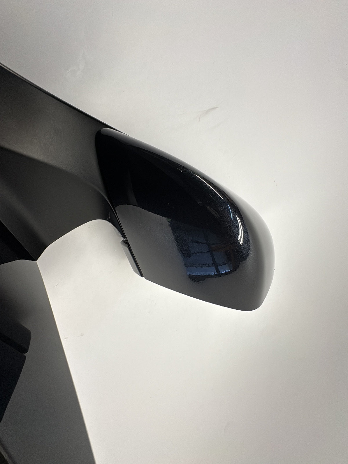 2025-2026 Tesla Model 3 Highland Front Right Door Mirror Assembly 1592032-00-J