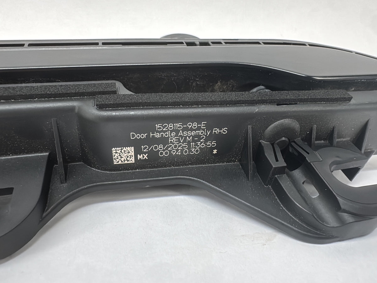 2026 Tesla Model 3 Highland Right Door Handle 1528115-98-E