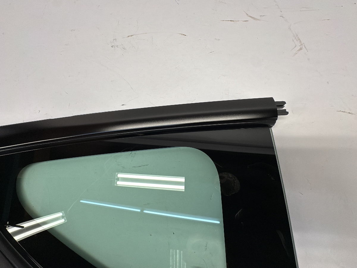 2021-2023 Tesla Model 3 Right Quarter Glass Note 1514979-01-C