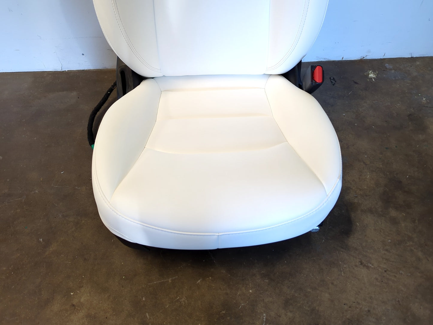 2022 Tesla Model 3 Front First Row Seat Right White 1456943-99-E