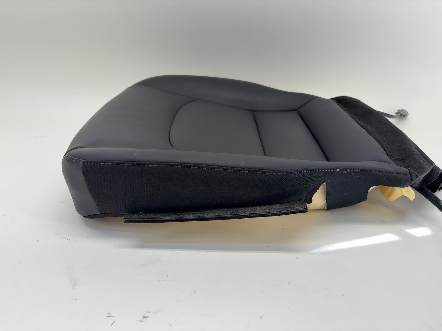 2017 Tesla Model 3 Front Left Driver Seat Lower Cushion Black 1112642-01-E