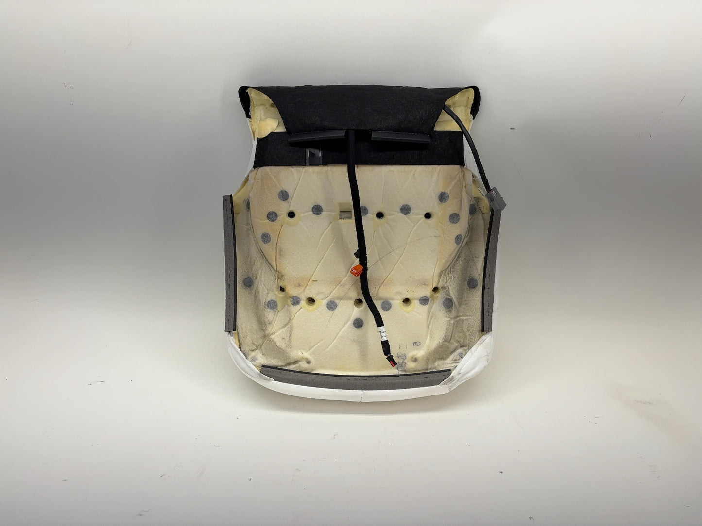 2022 Tesla Model 3 Front Right Passenger Seat Lower Cushion White 1452936-02-D